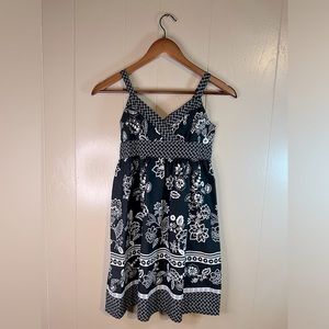 Pinky Youth Floral Black And White Dress
